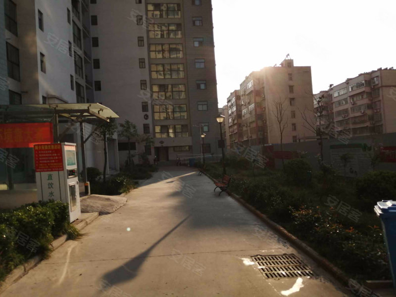 許昌藍(lán)堡佳苑最新動(dòng)態(tài)及資訊更新??