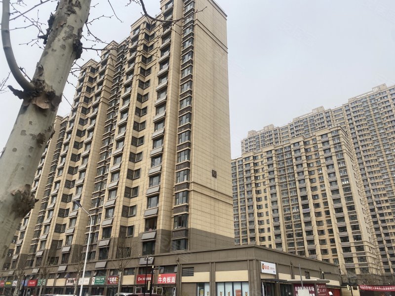 濟(jì)南萬(wàn)象新天最新房?jī)r(jià)走勢(shì)探析及解析