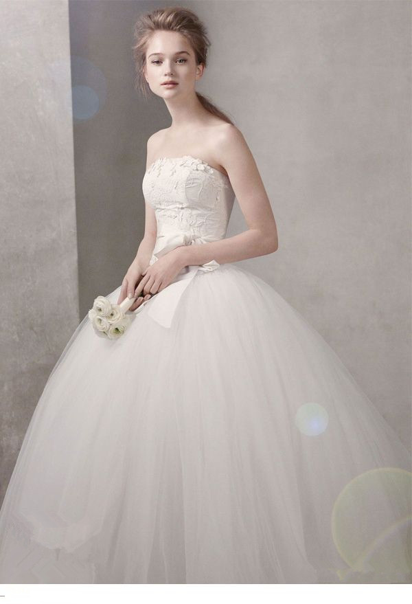 最新款婚紗照，愛的綻放與友情的紐帶時(shí)光紀(jì)念冊(cè)